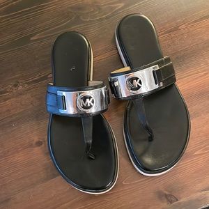 Michael Kors Flip flops